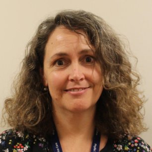 Julia Edwards