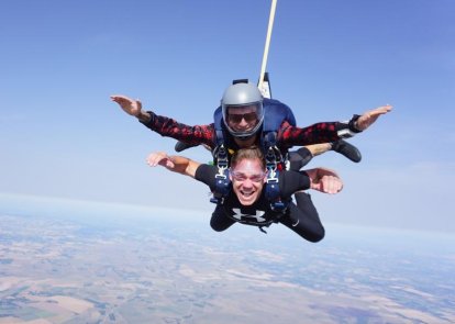 Man skydiving