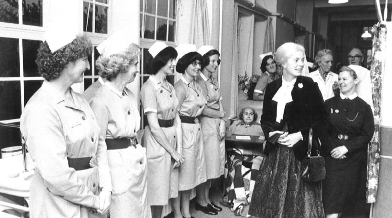 Duchess visits Barber Ward 1979