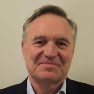 Dr Robert Laing
